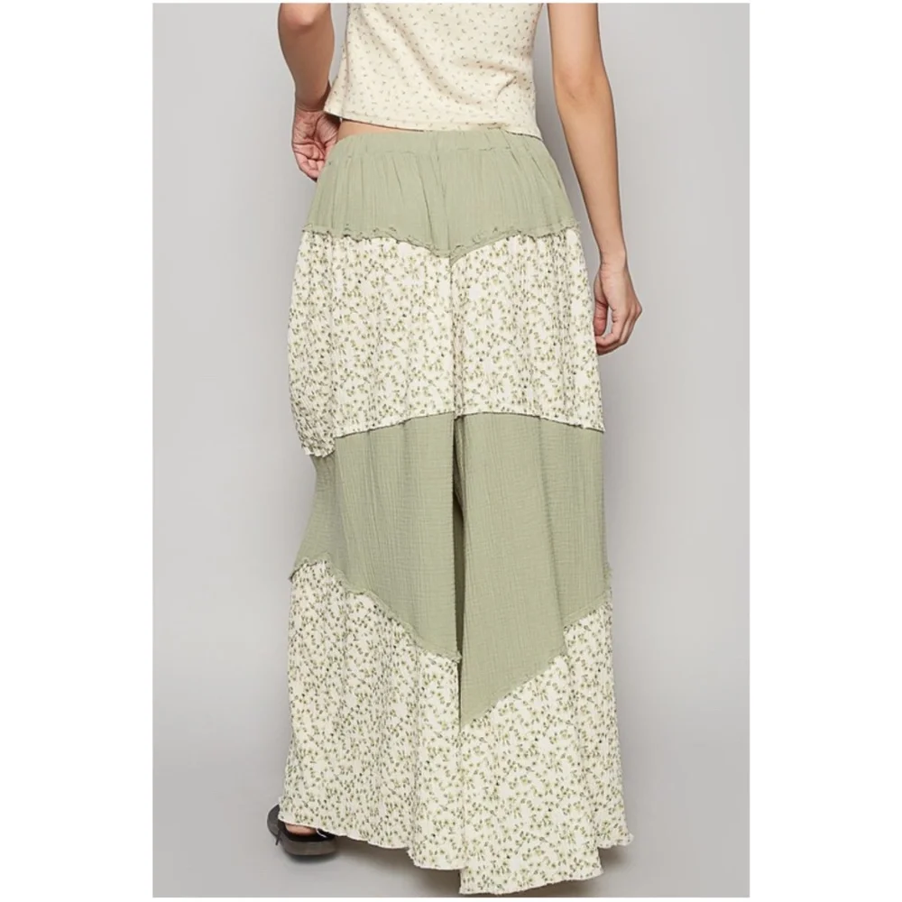 POL Mint Floral Print Color Block Wide leg Pants - Picture 4 of 5